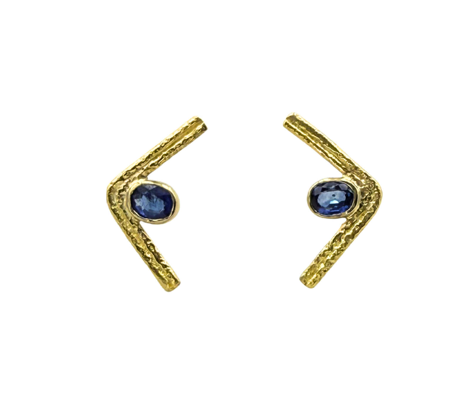 orecchini in oro con zaffiri