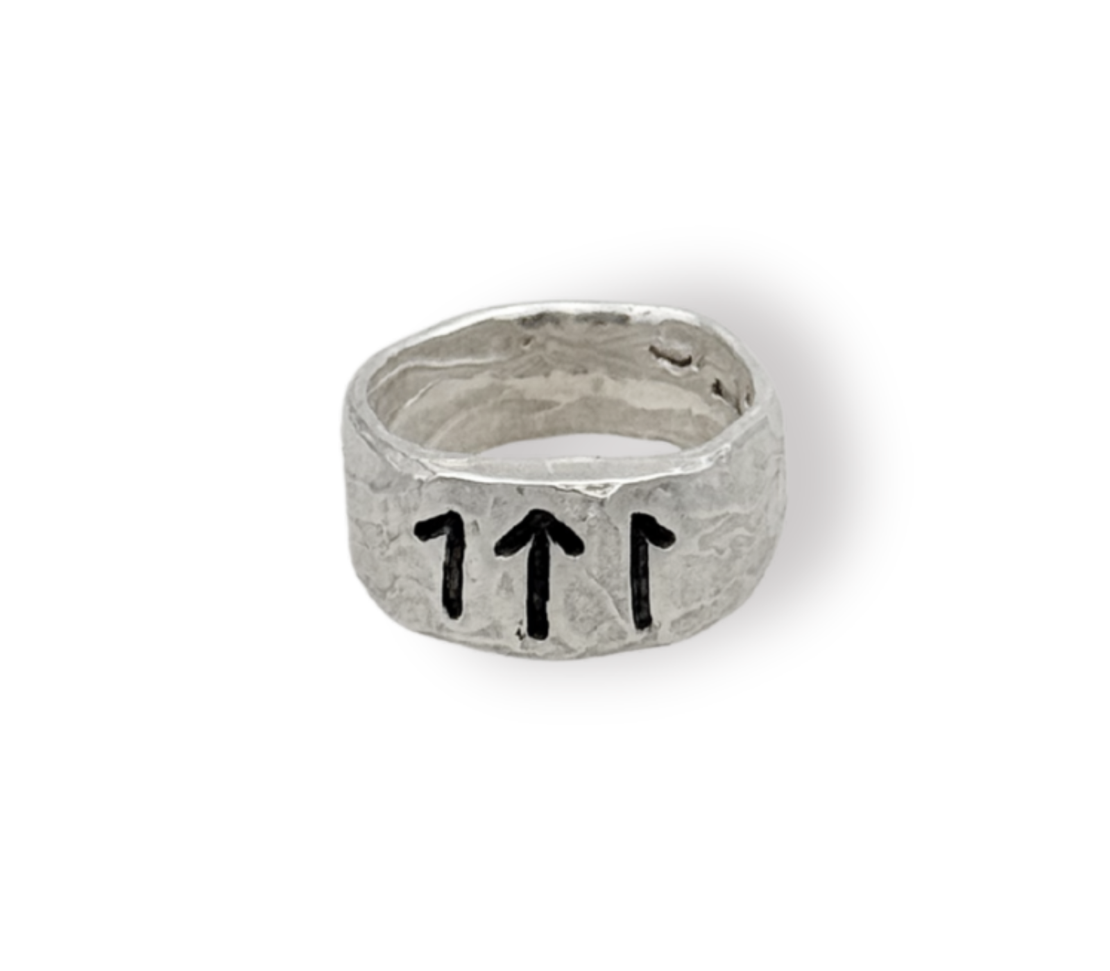 anello tre rune incise