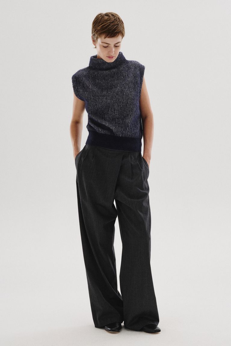 Vanisé alpaca and wool vest navy blue