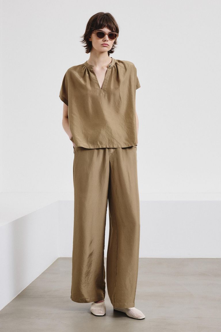 Trousers in silk habutai dove grey