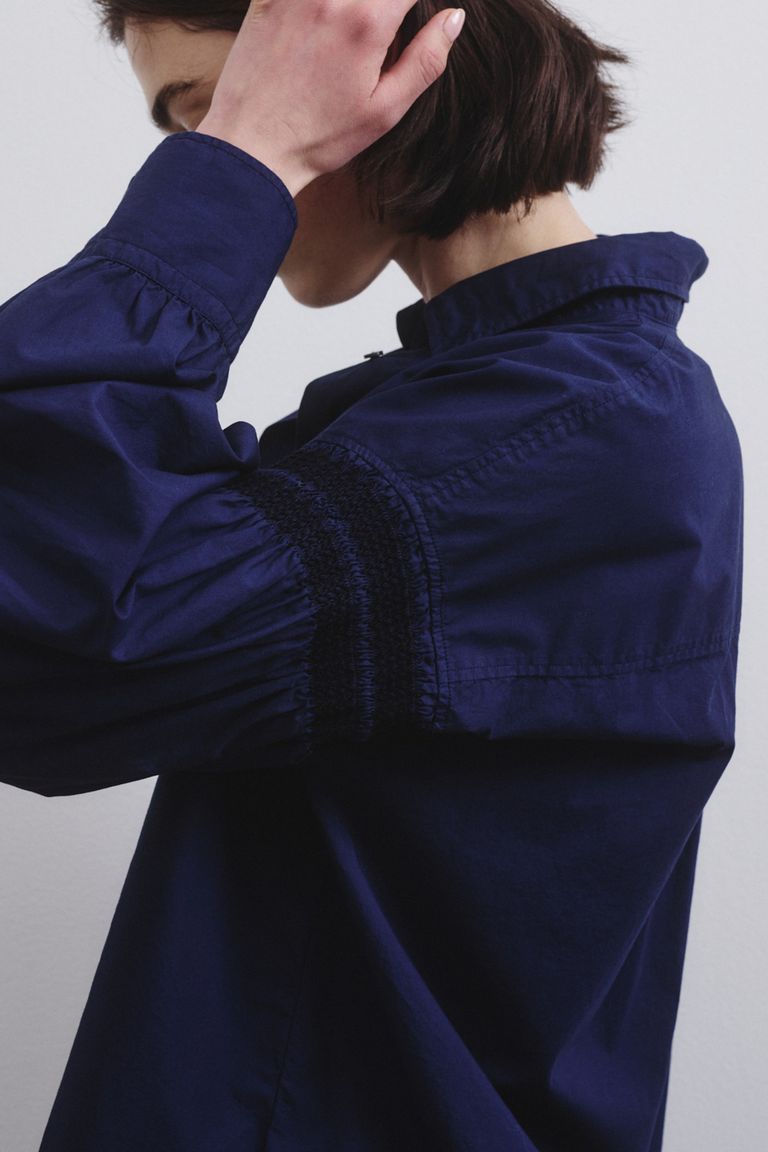 Camicia ricamata in popeline