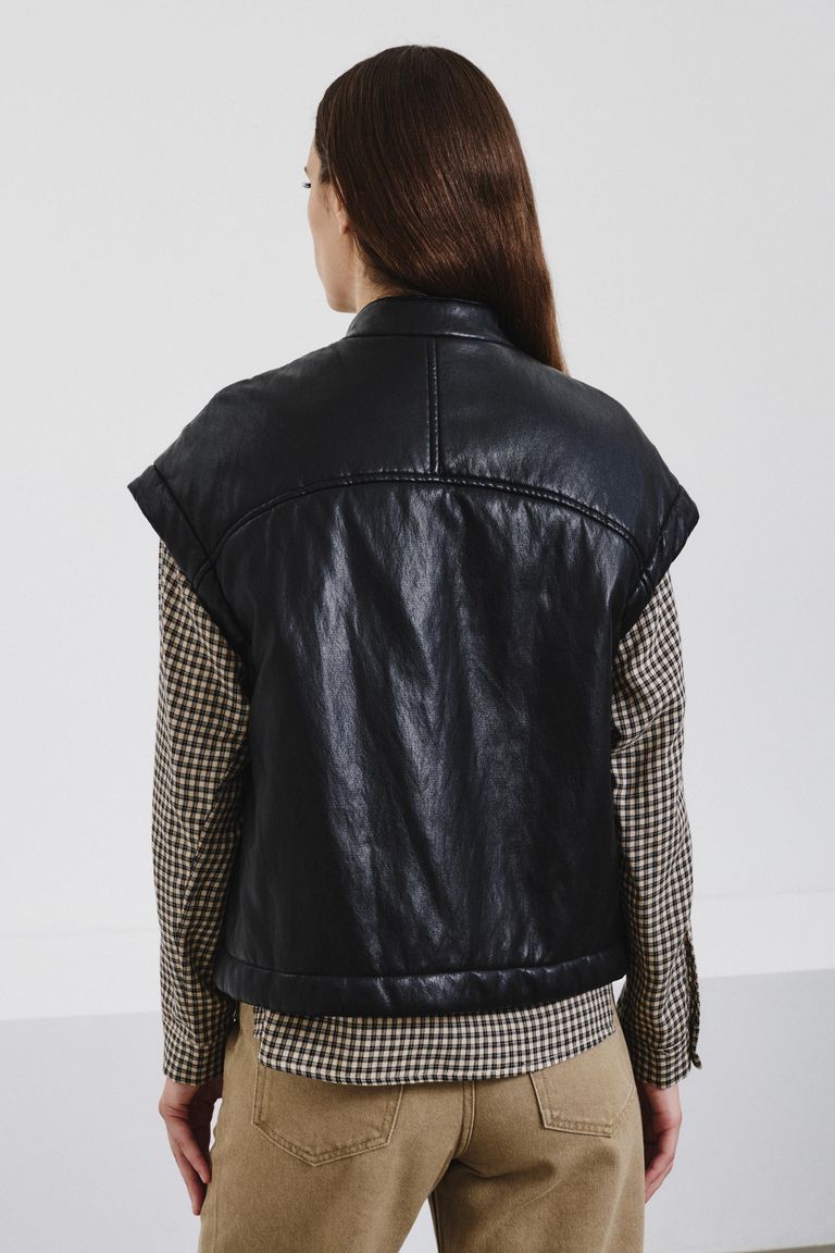 Faux leather vest black