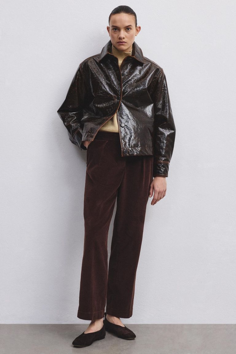 Corduroy trousers with pleats