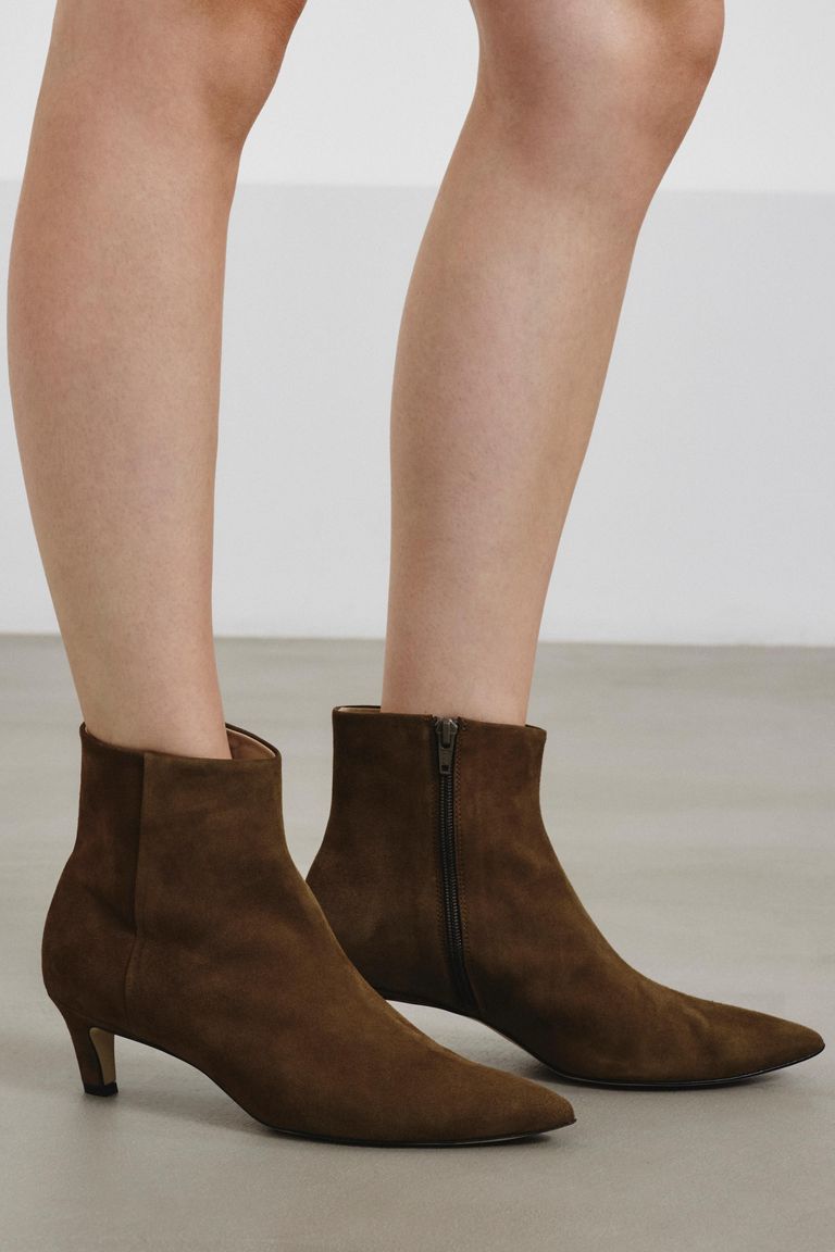 Suede ankle boot wasabi