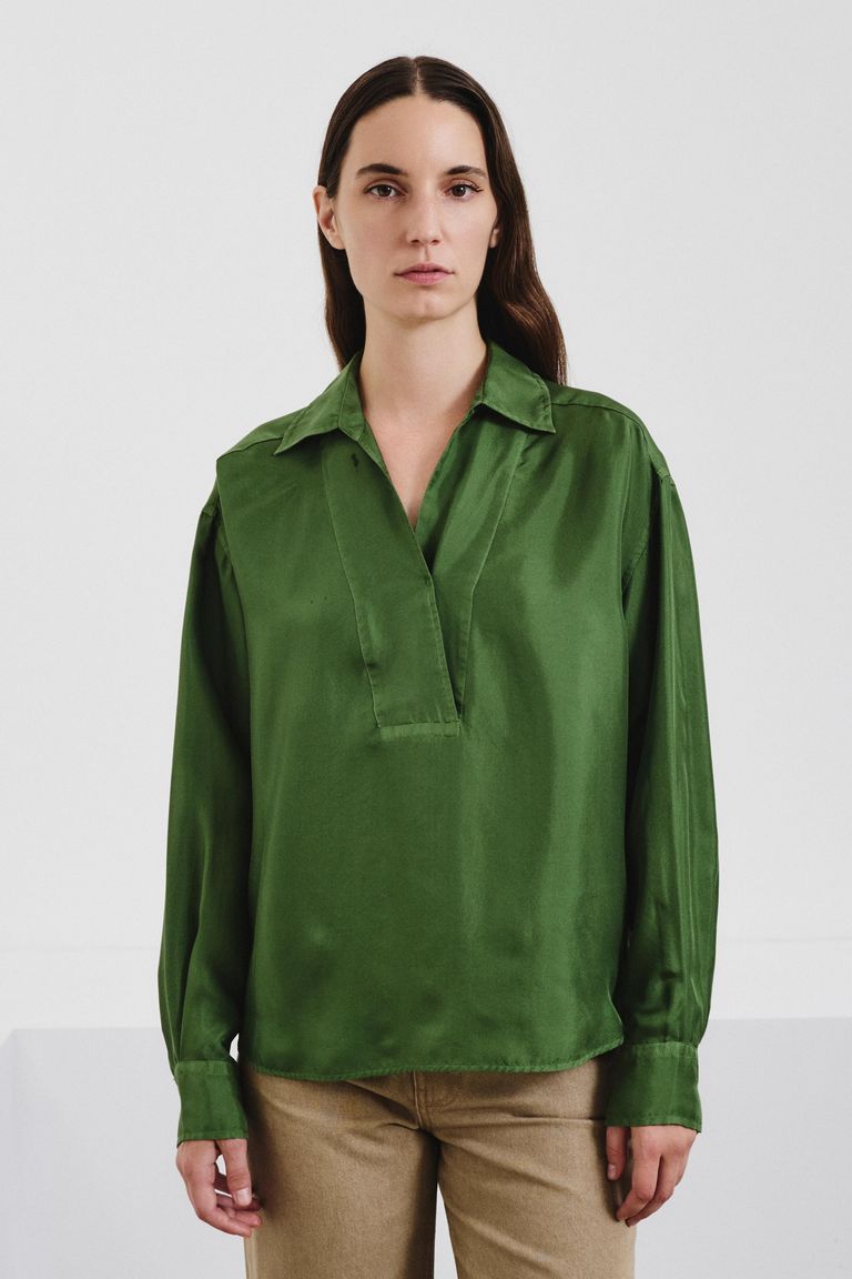 Silk twill V-neck shirt