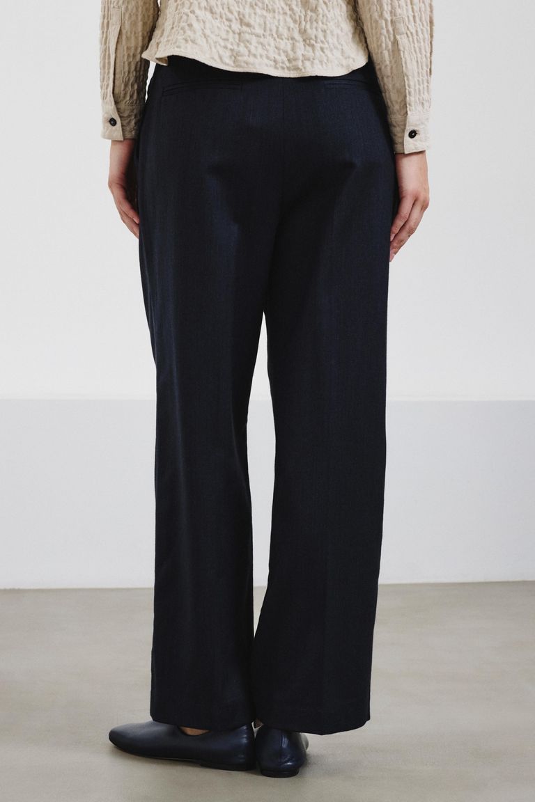 Trousers in cotton and wool blend mélange flannel dark blue