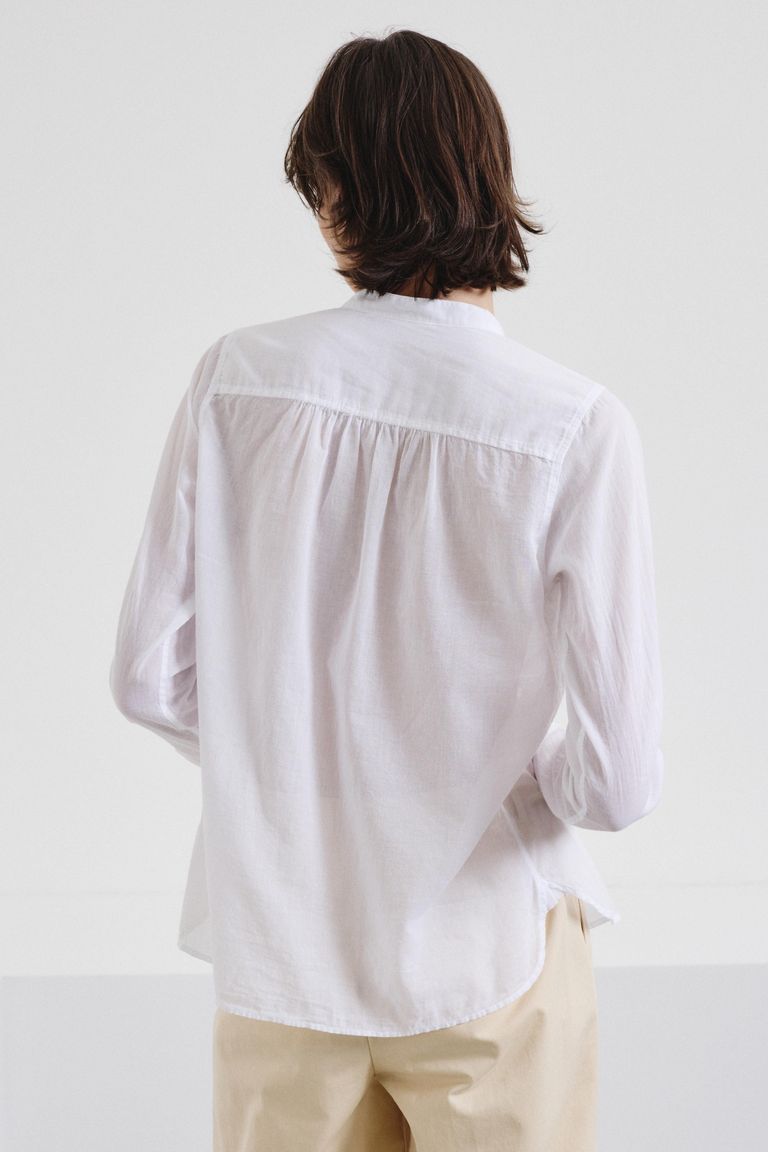 Embroidered cotton voile shirt optic white