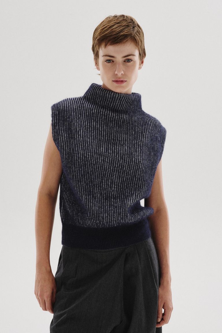 Vanisé alpaca and wool vest navy blue