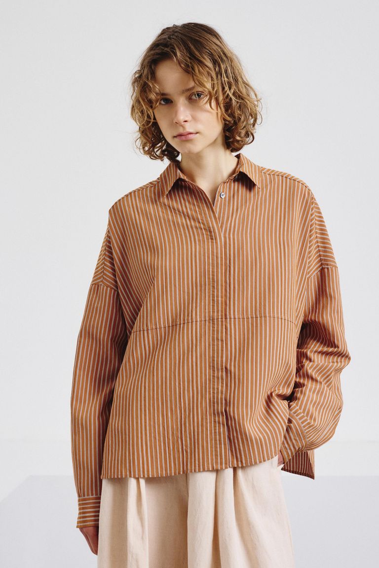 Camicia in viscosa tecnica rigata albicocca