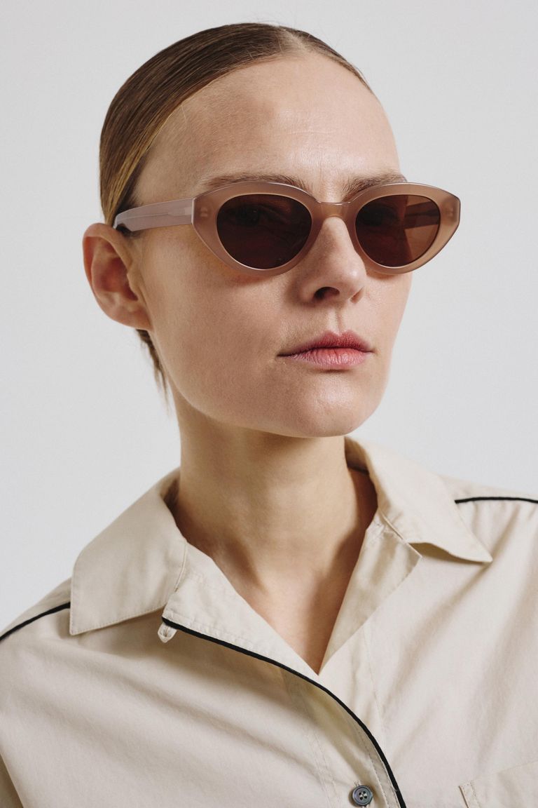 "Honey" sunglasses in pink acetate