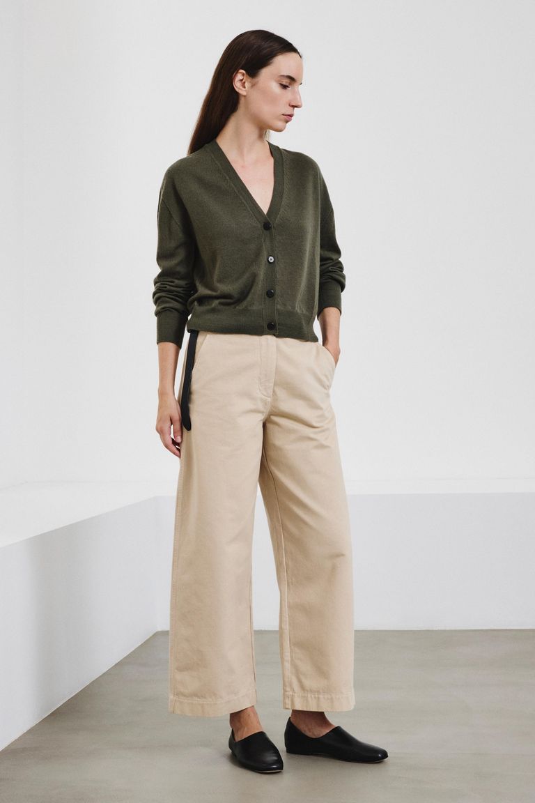 Plain-knit wool cardigan military green