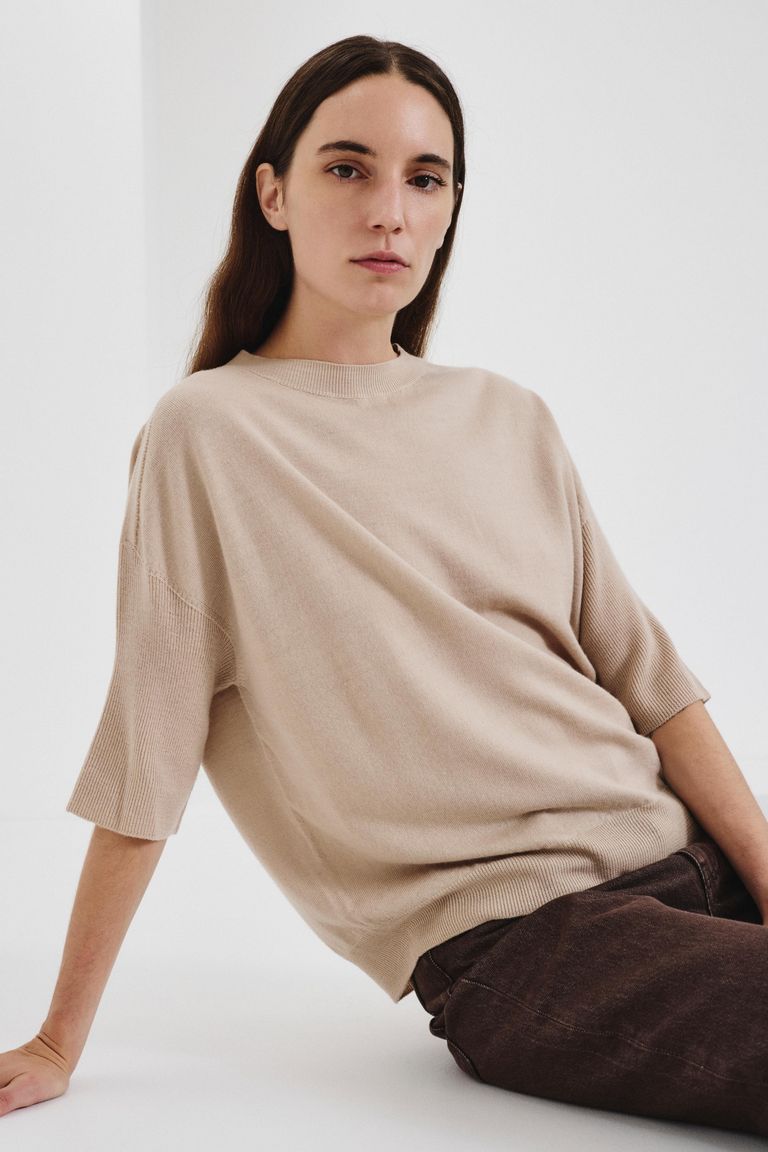 Plain-knit wool T-shirt