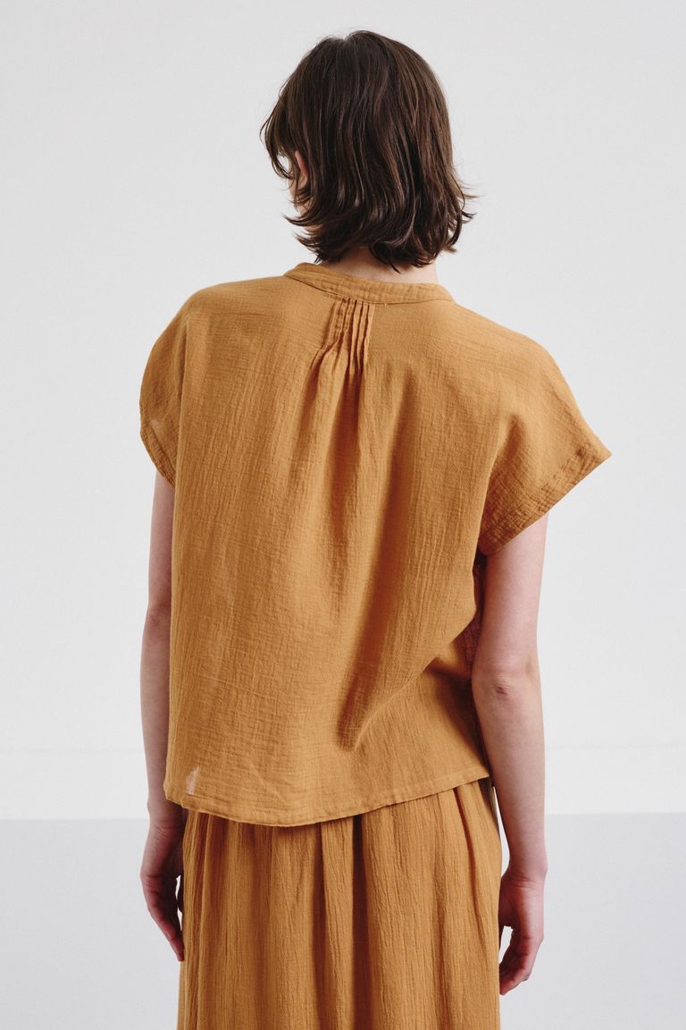 Organic cotton crepe gauze top apricot
