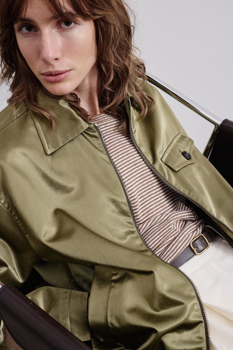 Veste en satin de coton et viscose kaki