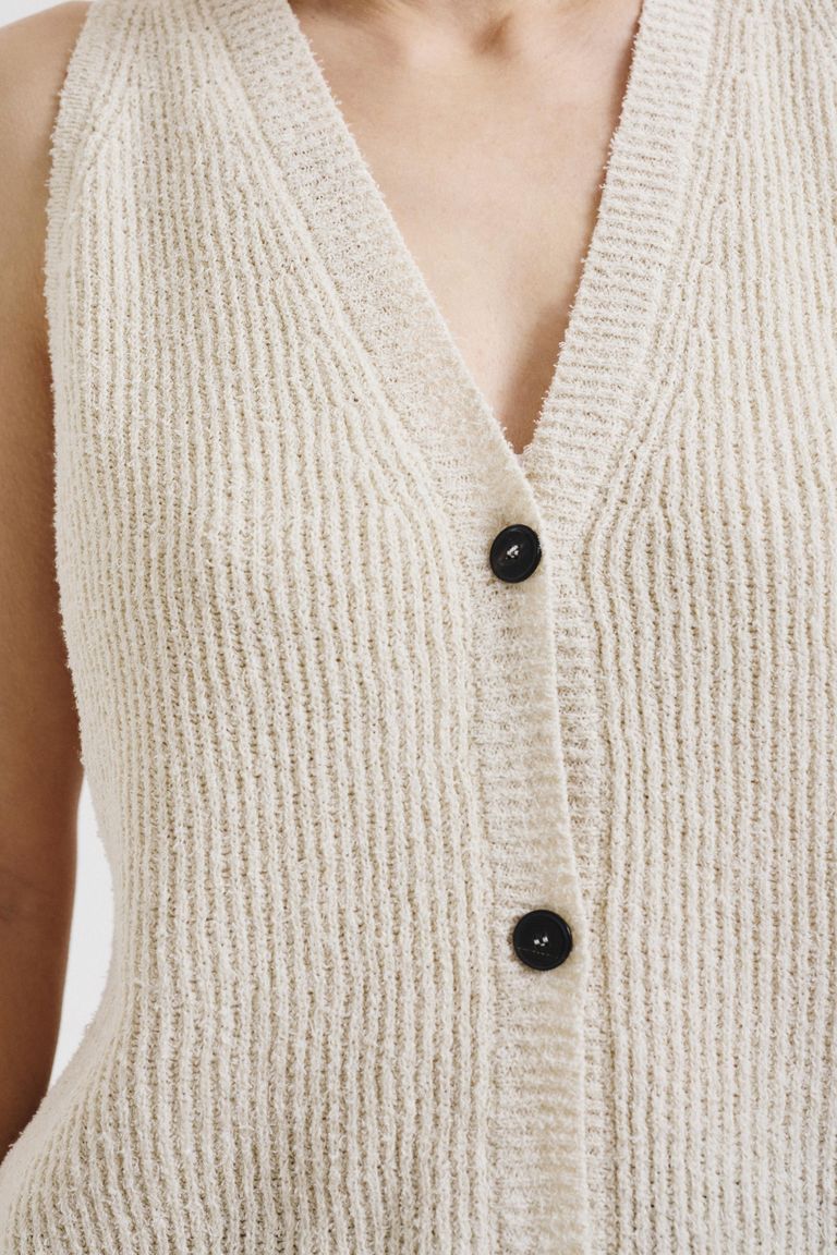 Linen and cotton knit vest butter