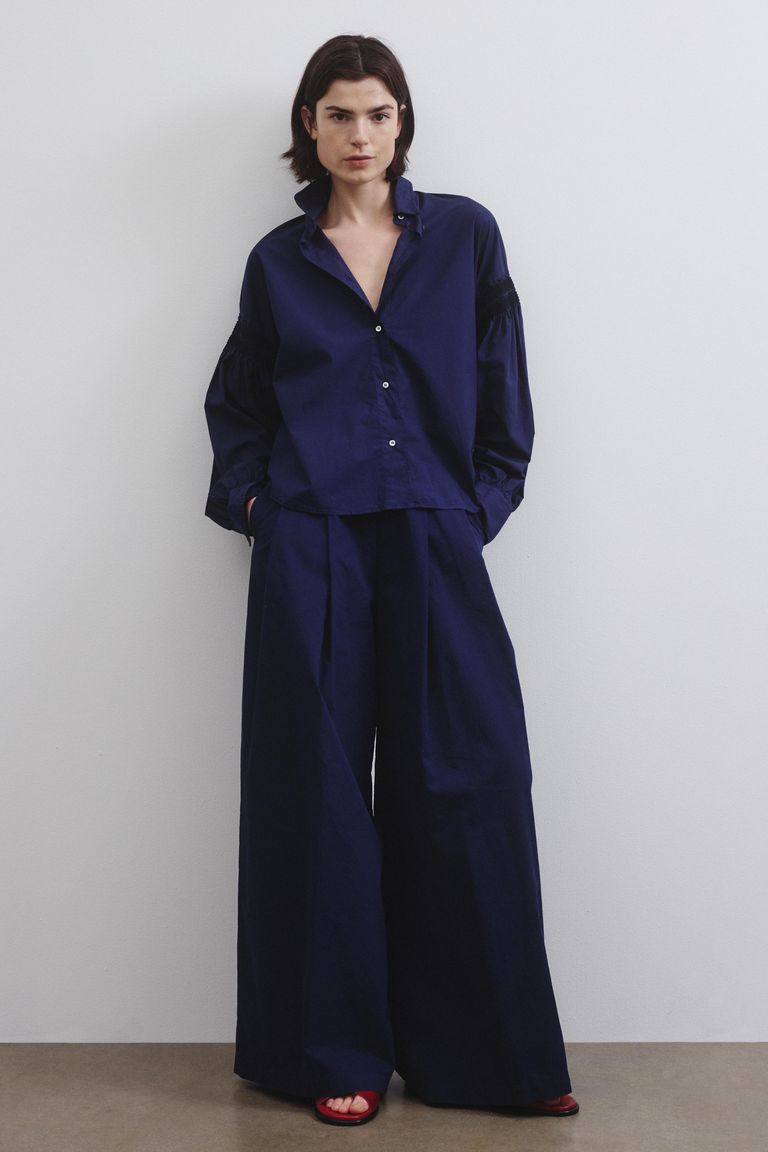 Chemise brodée en popeline bleu nuit