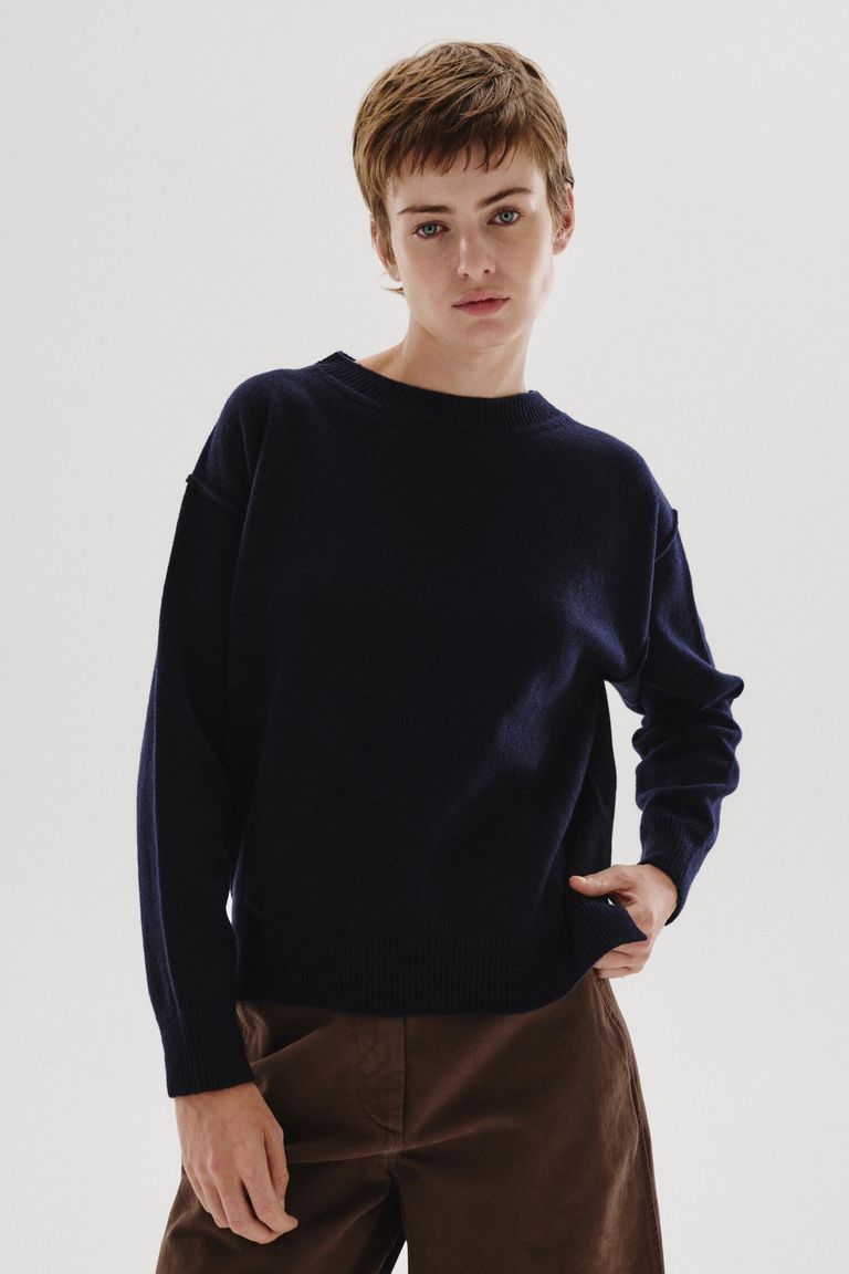 Wool and cashmere stockinette-knit crewneck sweater night blue