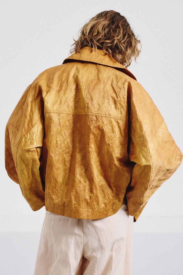 Caban en satin froissé de coton abricot