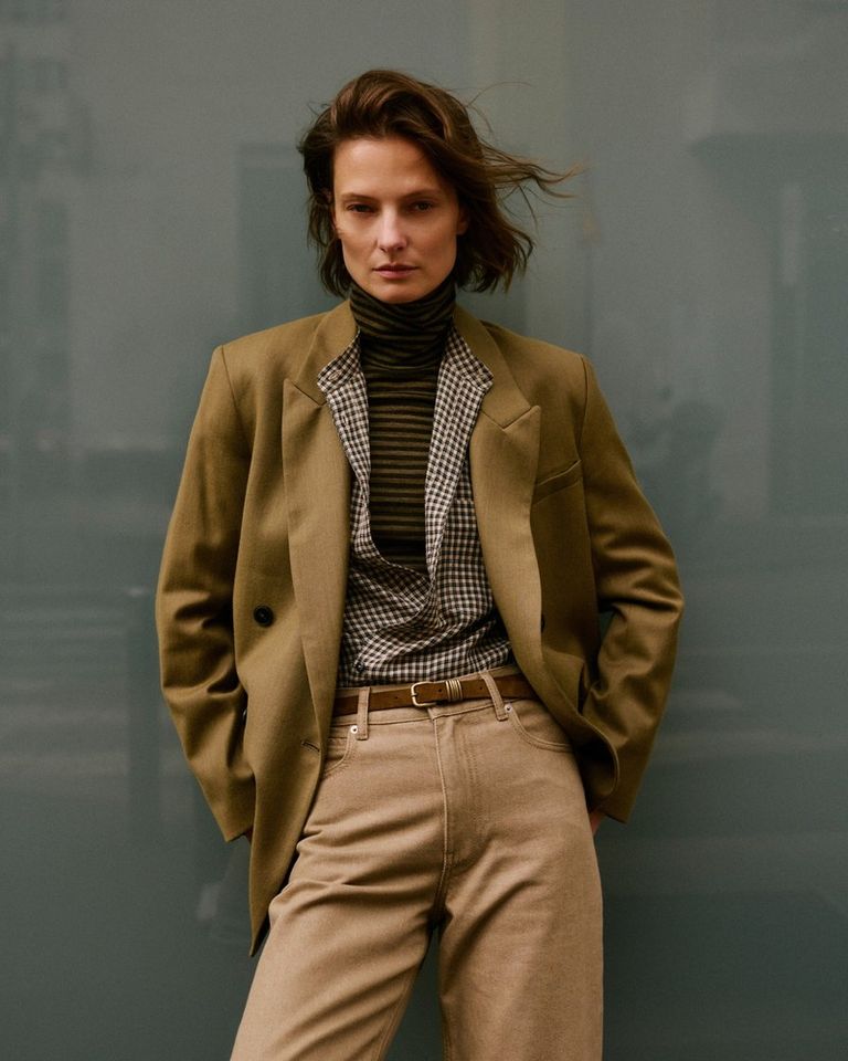 Stripes meet checks in perfect balance. 

#POMANDÈRE #FW26