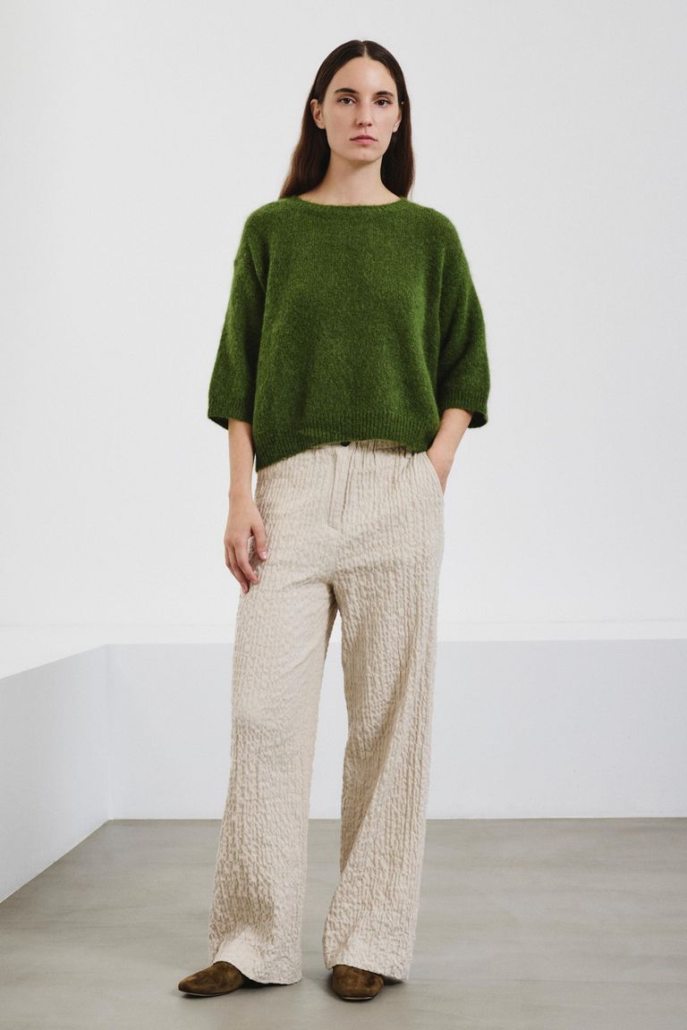 Trousers in embossed micro-herringbone cotton