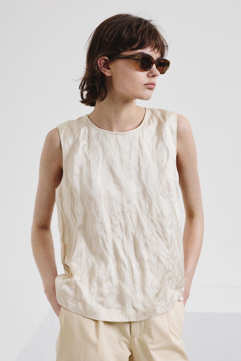 Crinkled viscose satin top