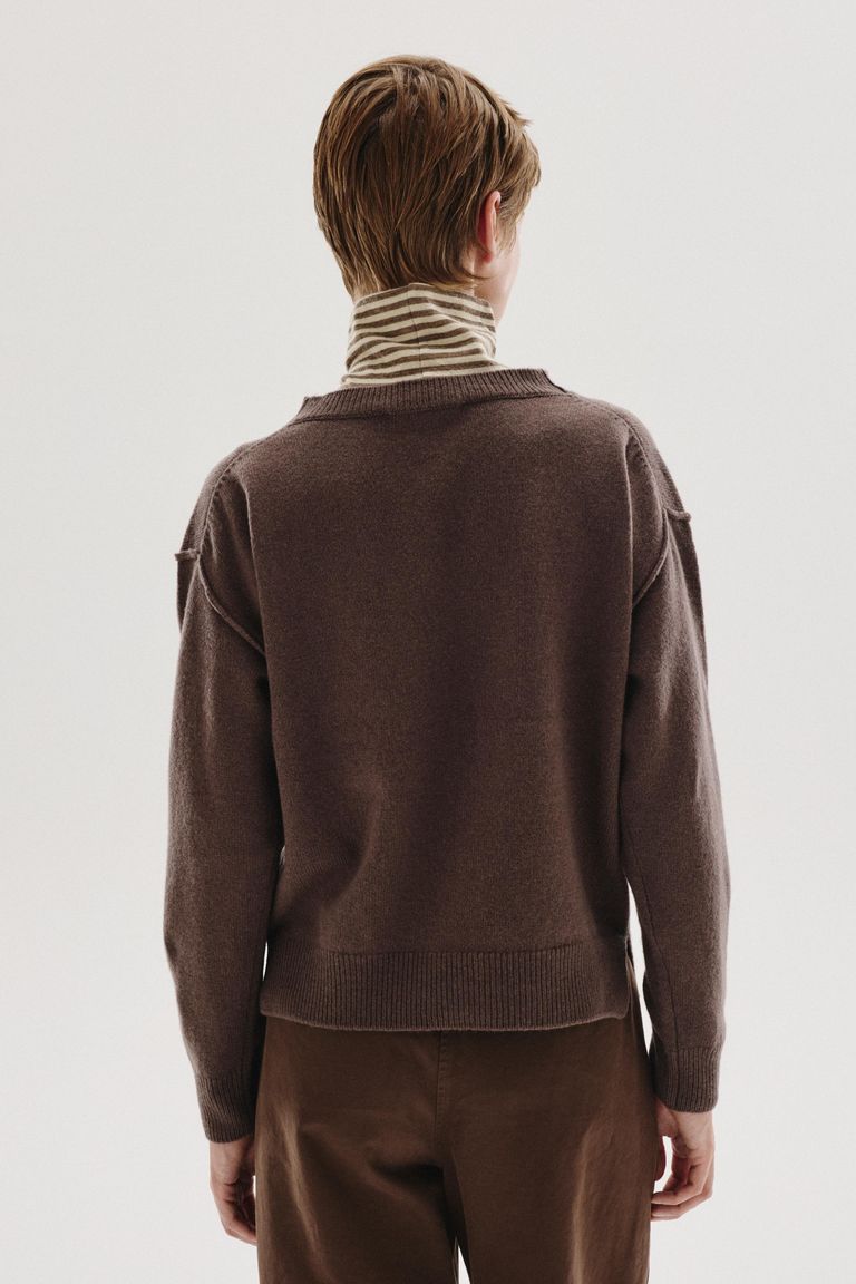 Wool and cashmere stockinette-knit crewneck sweater